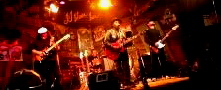 SMOKIN JOE AND BNOIS HOLD COURT...